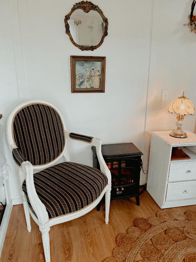 Thistle And Pine Cottage Farmstay Tauranga Extérieur photo